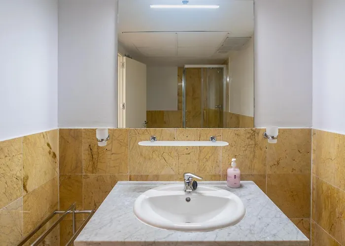 Casa vacanze Ground Floor Na *